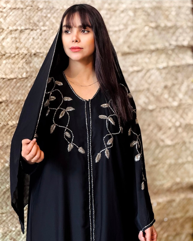 عبا شکوفه مجلسی