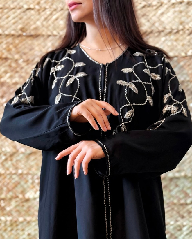 عبا شکوفه مجلسی