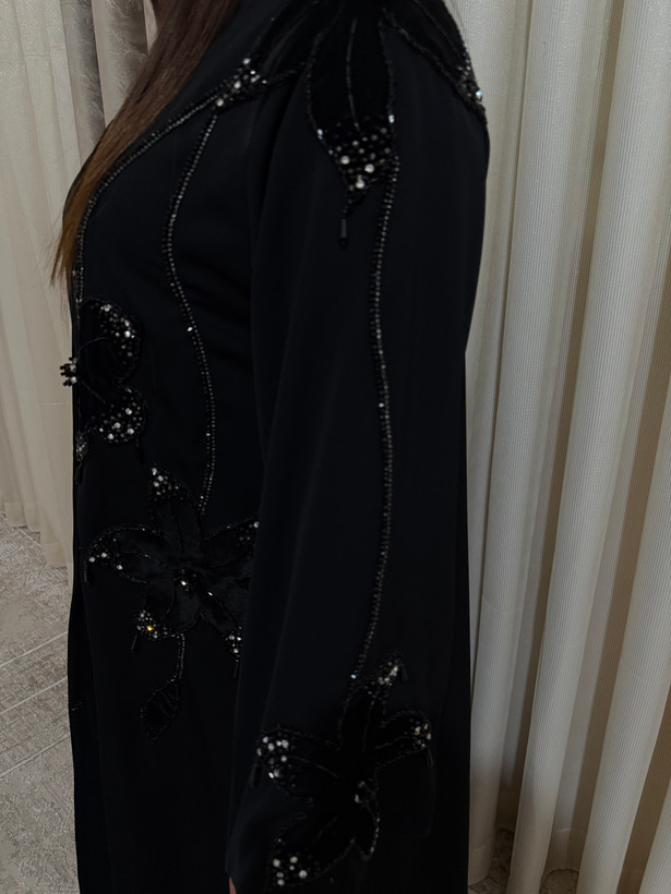 عبا مجلسی لیلیوم ندا کره تکه دوزی مخمل شیک