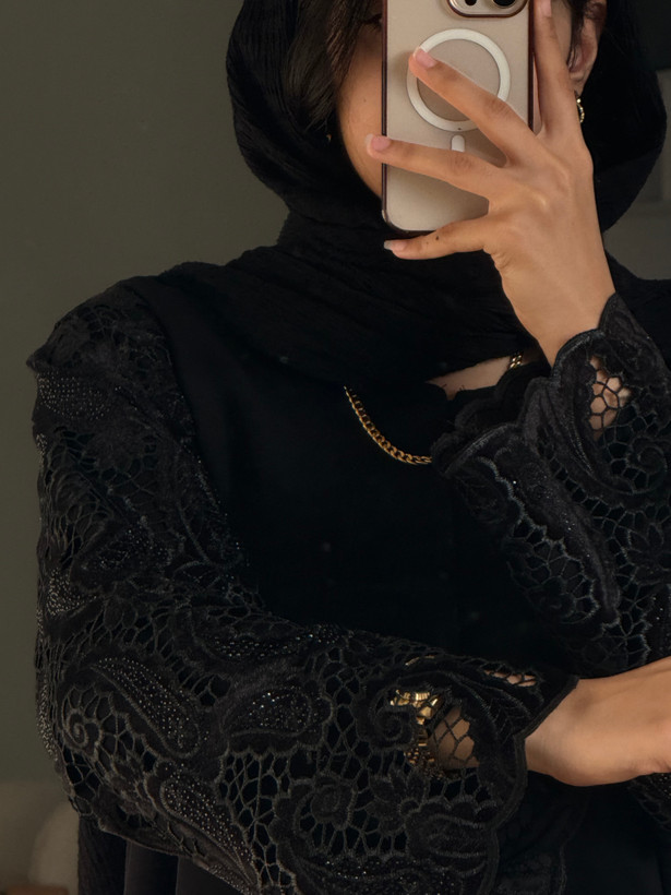 عبا رویای با جنس ندا کره با آستین مخمل