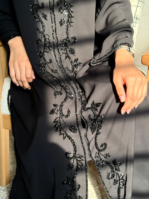 عبا طرح رز با جنس ندا کره و جواهر دوزی مشکی